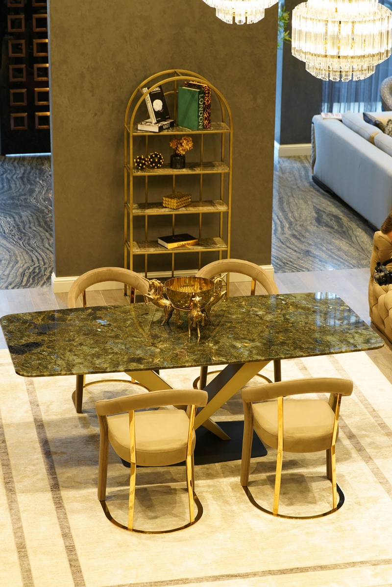 Lemurian Blue Mermer Masa